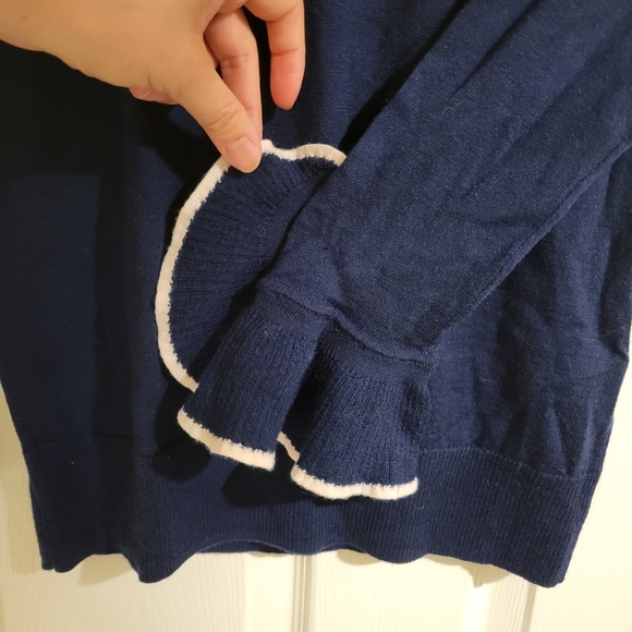 J.Crew Merino wool crewneck w/ ruffle sleeve-H7721 - Picture 6 of 7